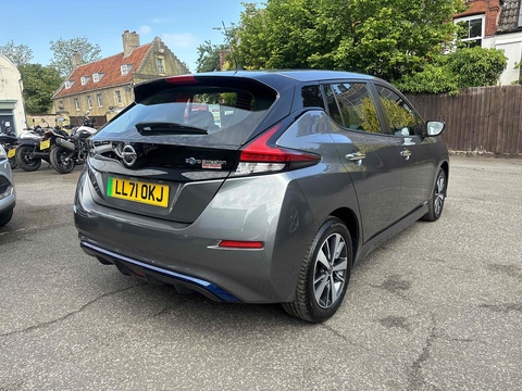 40kWh Acenta Hatchback 5dr Electric Auto (150 ps)