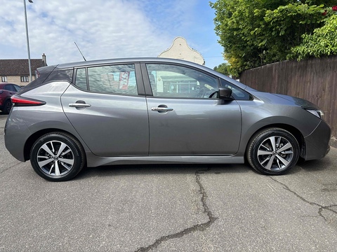 40kWh Acenta Hatchback 5dr Electric Auto (150 ps)