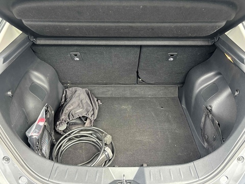 40kWh Acenta Hatchback 5dr Electric Auto (150 ps)