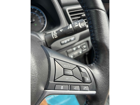 40kWh Acenta Hatchback 5dr Electric Auto (150 ps)