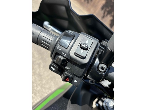 650 Adventure Petrol Manual Euro 5 (67 ps)