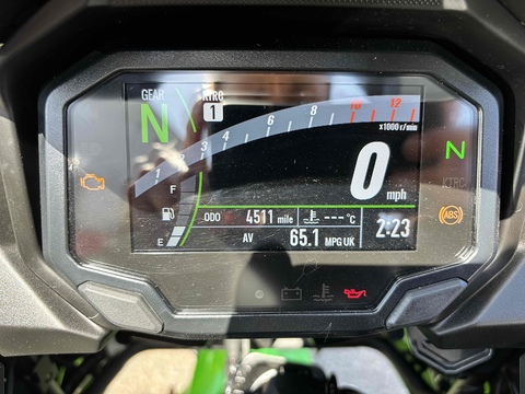 650 Adventure Petrol Manual Euro 5 (67 ps)