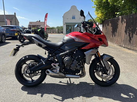 660 Adventure Petrol Manual X-ring Euro 5 (81 ps)