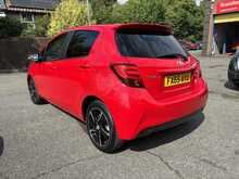 Toyota Yaris Dual VVT-i Sport 