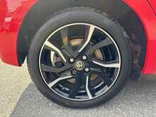 Toyota Yaris Dual VVT-i Sport 