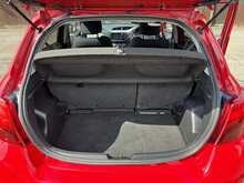 Toyota Yaris Dual VVT-i Sport 