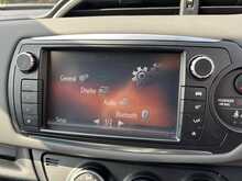 Toyota Yaris Dual VVT-i Sport 