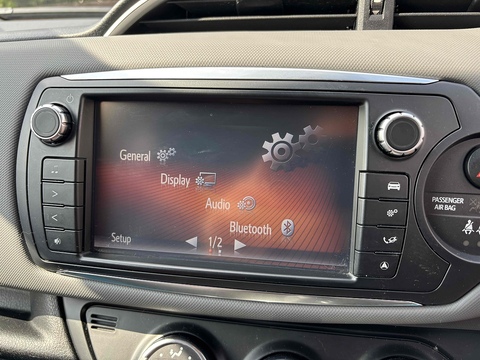 Dual VVT-i Sport Hatchback 1.3 Manual Petrol