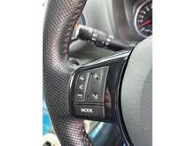 Toyota Yaris Dual VVT-i Sport 