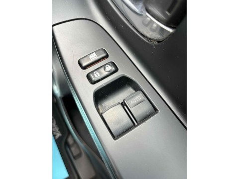 Dual VVT-i Sport Hatchback 1.3 Manual Petrol