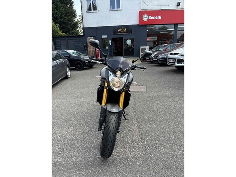 Naked 800 MANUAL Petrol