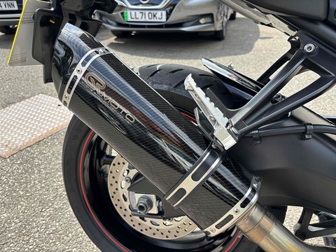 Naked 800 MANUAL Petrol