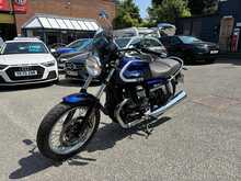 Moto Guzzi V7 850 Special 