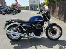 Moto Guzzi V7 850 Special 