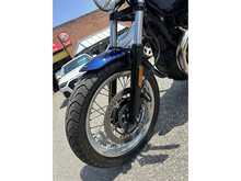 Moto Guzzi V7 850 Special 