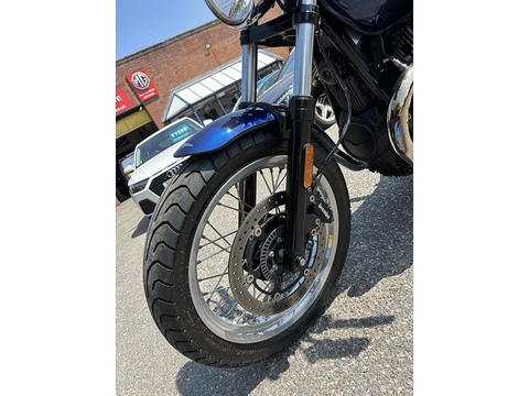 850 Special 850 Roadster/Retro Manual Petrol