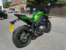 Kawasaki Z1000  