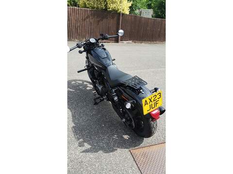975 RH975 Nightster Custom Cruiser Petrol Manual Euro 5 (89 ps)