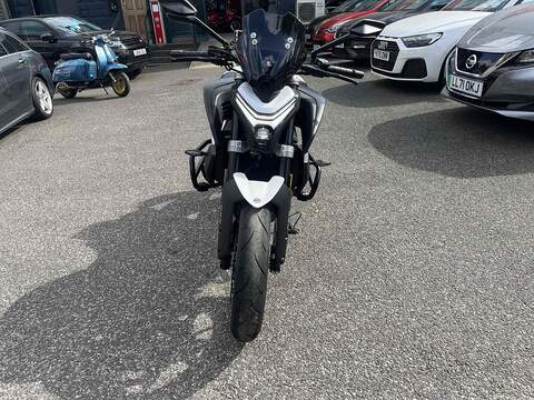 450 Naked Petrol Manual Euro 5 (47 ps)