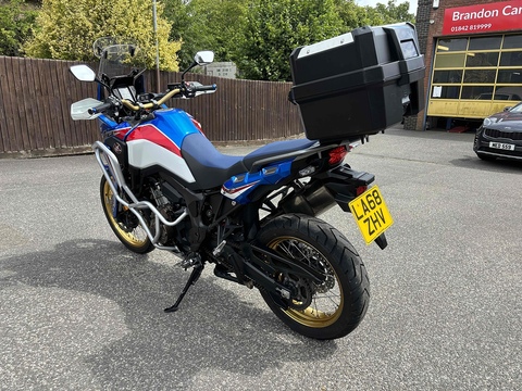 1000 Adventure Petrol Automatic Euro 4 (95 ps)