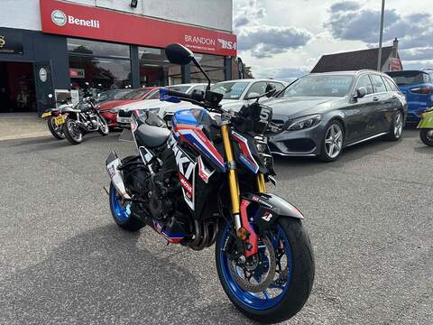 1000 Naked Petrol Manual Euro 5 (152 ps)
