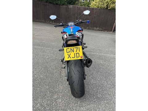 1000 Naked Petrol Manual Euro 5 (152 ps)