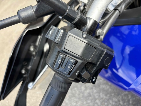 900 ABS Adventure Petrol Manual Euro 4 (115 ps)