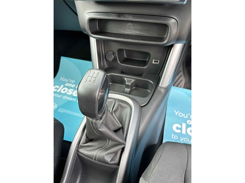 1.2 PureTech Feel SUV 5dr Petrol Manual Euro 6 (82 ps)