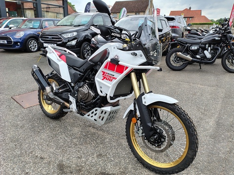 700 Rally Adventure Petrol Manual Euro 5 (73 ps)