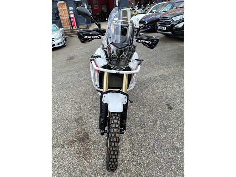700 Rally Adventure Petrol Manual Euro 5 (73 ps)