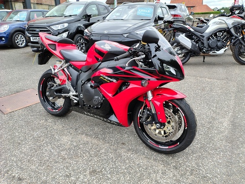 cbr1000rr  998  petrol