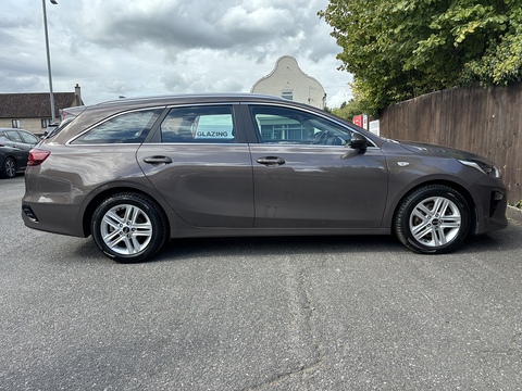 1.6 CRDi MHEV 2 Sportswagon 5dr Diesel Hybrid Manual Euro 6 (s/s) (134 bhp)