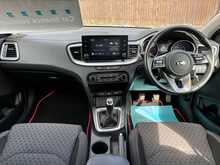 Kia Ceed CRDi MHEV 2