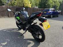 Kawasaki Ninja 400  