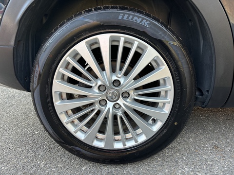 1.2 Turbo Tech Line Nav SUV 5dr Petrol Manual Euro 6 (s/s) (130 ps)