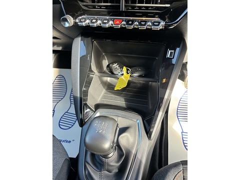 1.2 PureTech Active Premium Hatchback 5dr Petrol Manual Euro 6 (s/s) (100 ps)