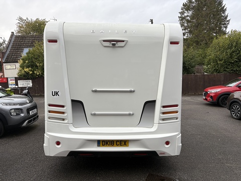 BlueHDi 335 Chassis Cab 2.0 Manual Diesel