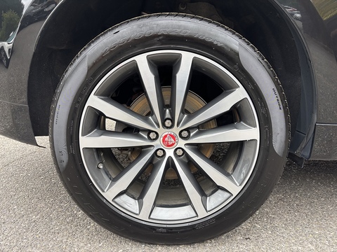 2.0 D180 Chequered Flag SUV 5dr Diesel Auto AWD Euro 6 (s/s) (180 ps)