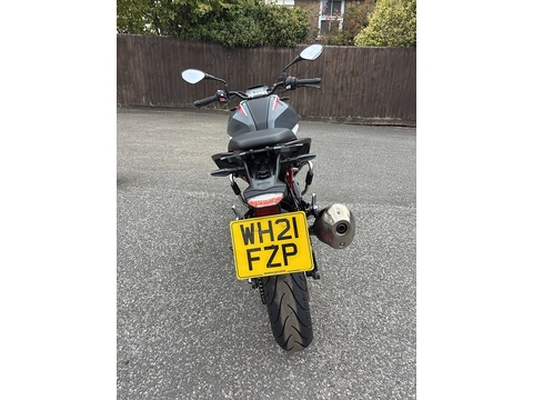 310 Naked Petrol Manual Euro 5 (34 ps)