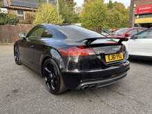 Audi TTS TFSI Black Edition 
