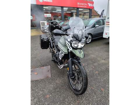 800 XCx Adventure Petrol Manual Euro 4 (95 ps)