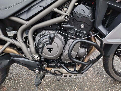 800 XCx Adventure Petrol Manual Euro 4 (95 ps)