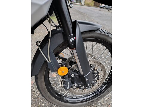 800 XCx Adventure Petrol Manual Euro 4 (95 ps)