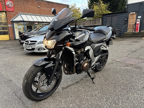 Z750   0.0  Petrol