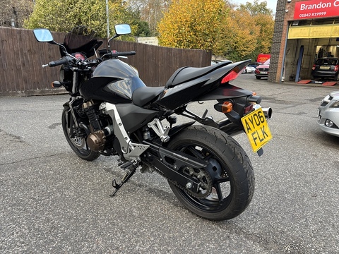 Z750   0.0  Petrol