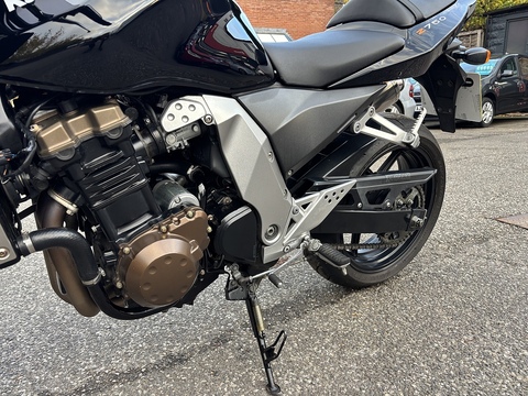 Z750   0.0  Petrol