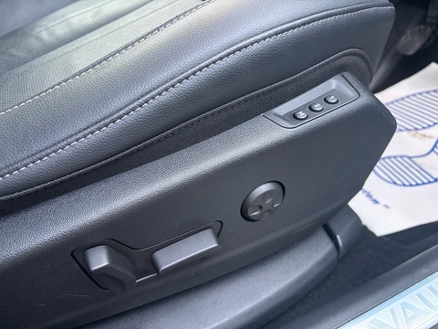 1.2 Turbo Elite Nav SUV 5dr Petrol Manual 6Spd Euro 6 (s/s) (130 ps)