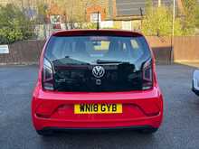 Volkswagen up! Move up! 