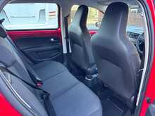 Volkswagen up! Move up! 