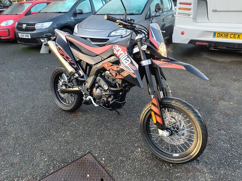 Aprilia SX 125 SUPERMOTO 125  Petrol